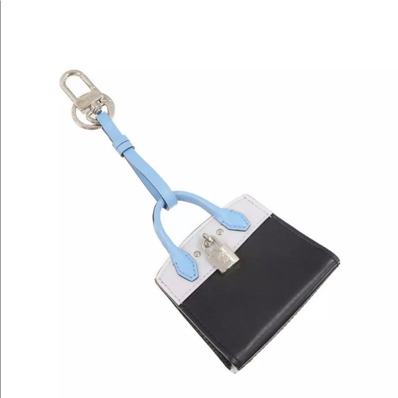 Louis Vuitton cite stemmer bag charm key ring key holder 🗝👛💯 Authentic - Picture 9 of 10